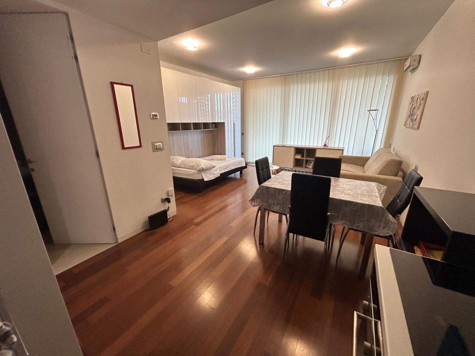 Apartment Withparking & Self Checkin フィレンツェ エクステリア 写真